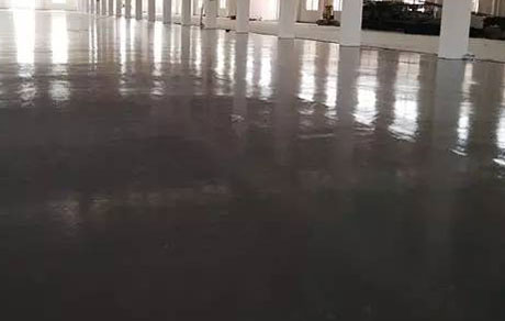 廠房使用環氧地坪漆有哪些好處？如何正確施工？